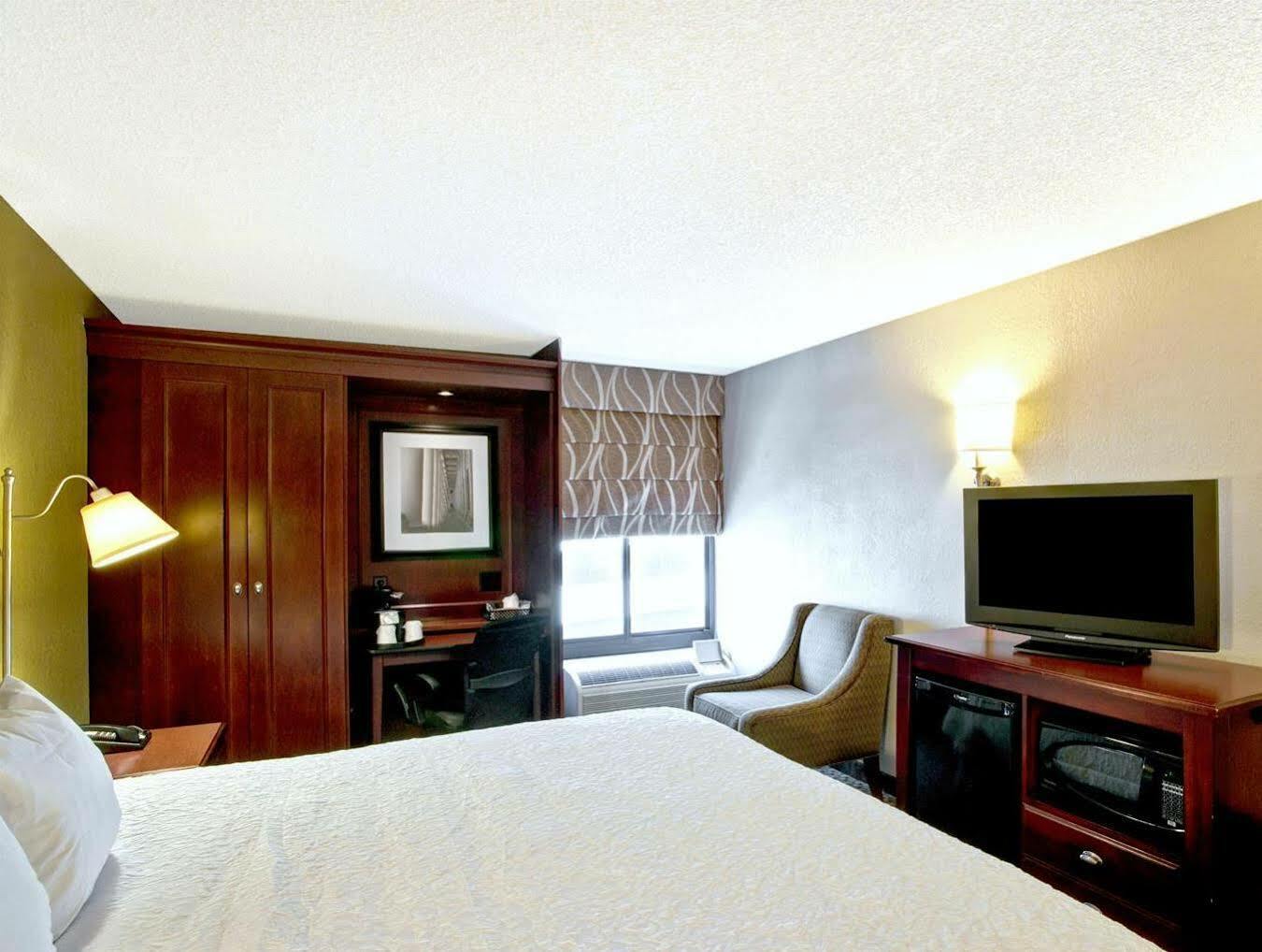 Hampton Inn College Station-Near Texas A&M University Exterior photo